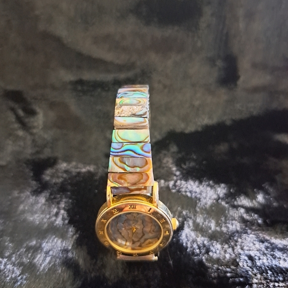 2 beautiful watches - Picture 2 of 7